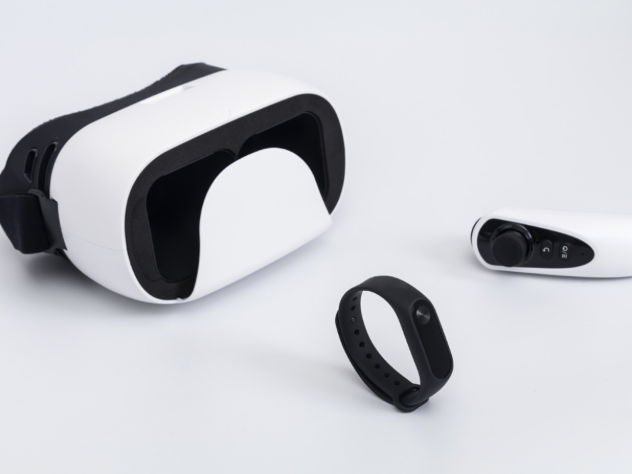 2025年全球VR头戴设备出货量将超2800万台 元宇宙风口之下VR产业迎来利好