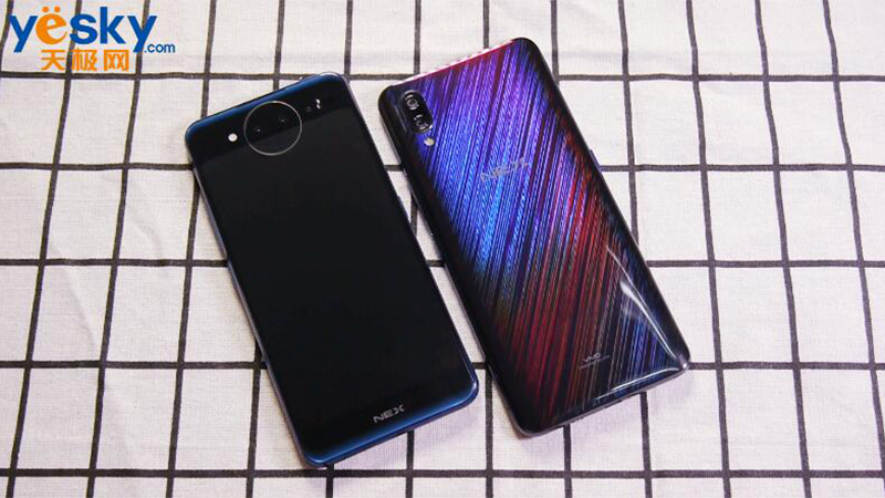 vivo NEX与NEX双屏版外观区别