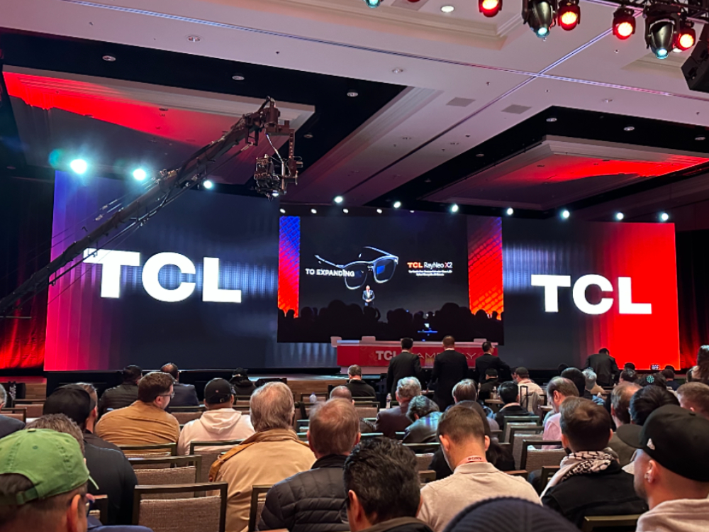 CES 2024TCLʵҵ²չ AI+ARںӦչִʵ